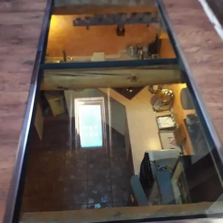 度假居 A Due Passi Piste Da Sci *