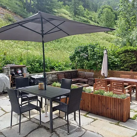 펜션 A Due Passi Piste Da Sci 발그리센체